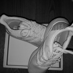 Adidas Questar Flow Shoes w/Ortholite Float insole